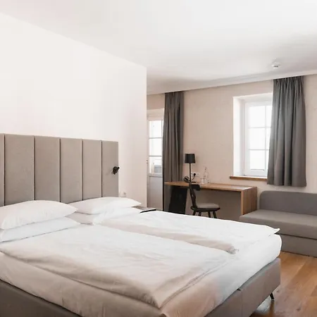 Jochele Hotel